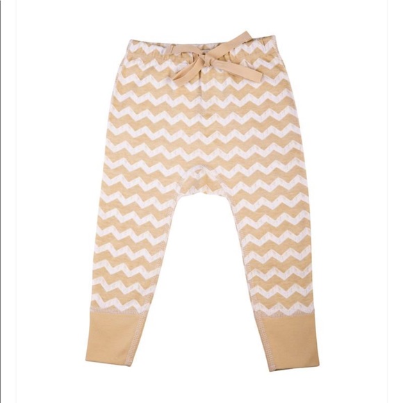 BRAND NEW Chevron Pattern Pants - Picture 1 of 5